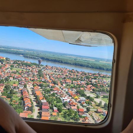 Vila Rosa Vukovar Zewnętrze zdjęcie